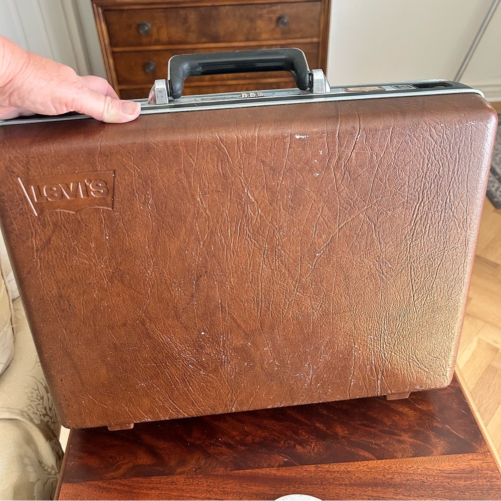 Levi's Samsonite Brown Leather Locking Briefcase